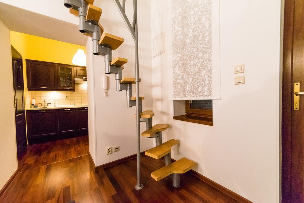 Quiet & Cosy Apt In The Heart Of Old Cracow คราคูฟ ภายนอก รูปภาพ
